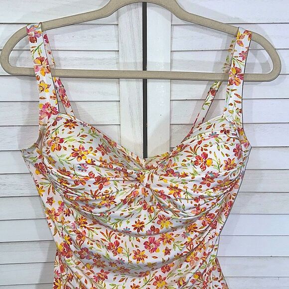 One Piece Swimsuit Size 14 Floral Emerald Bay NWOT - Picture 3 of 13